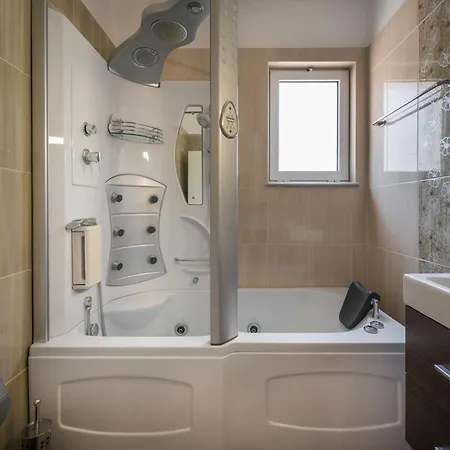 빌라 Kyparisses With Private Pool 하니아