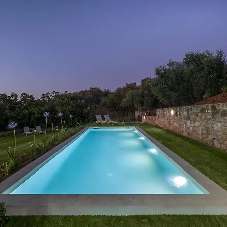 Kyparisses With Private Pool 빌라