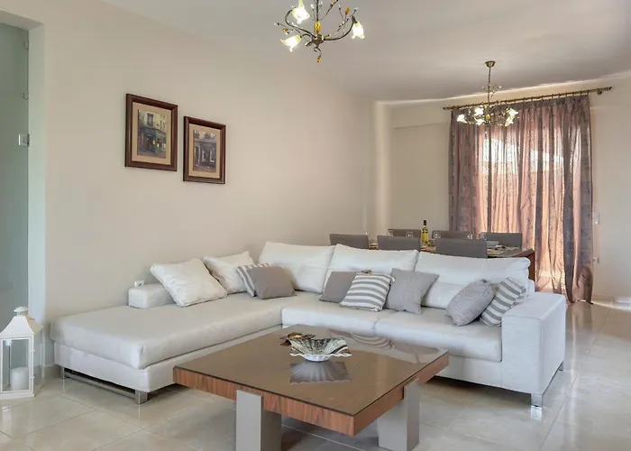 Kyparisses With Private Pool