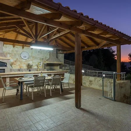 Kyparisses With Private Pool Вилла Ханья