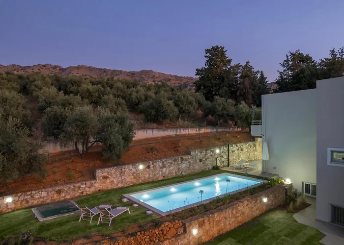 Kyparisses With Private Pool Villa